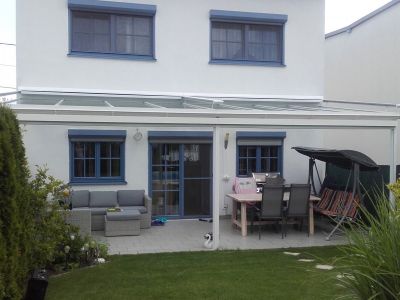 Überdachung für Terrasse mit Dachmarkise
